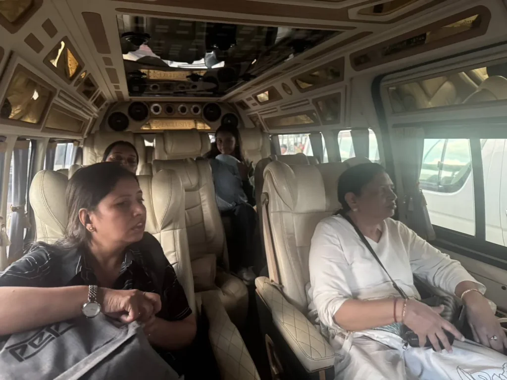 A private luxury van for the whole family, Private transfers, Thailand